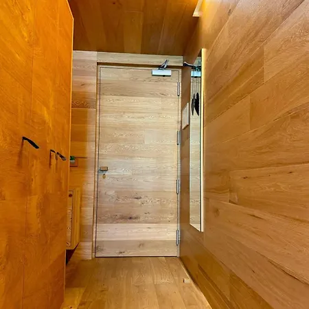 Schnitzstube Design Living Kampill - Free Parking * Bolzano